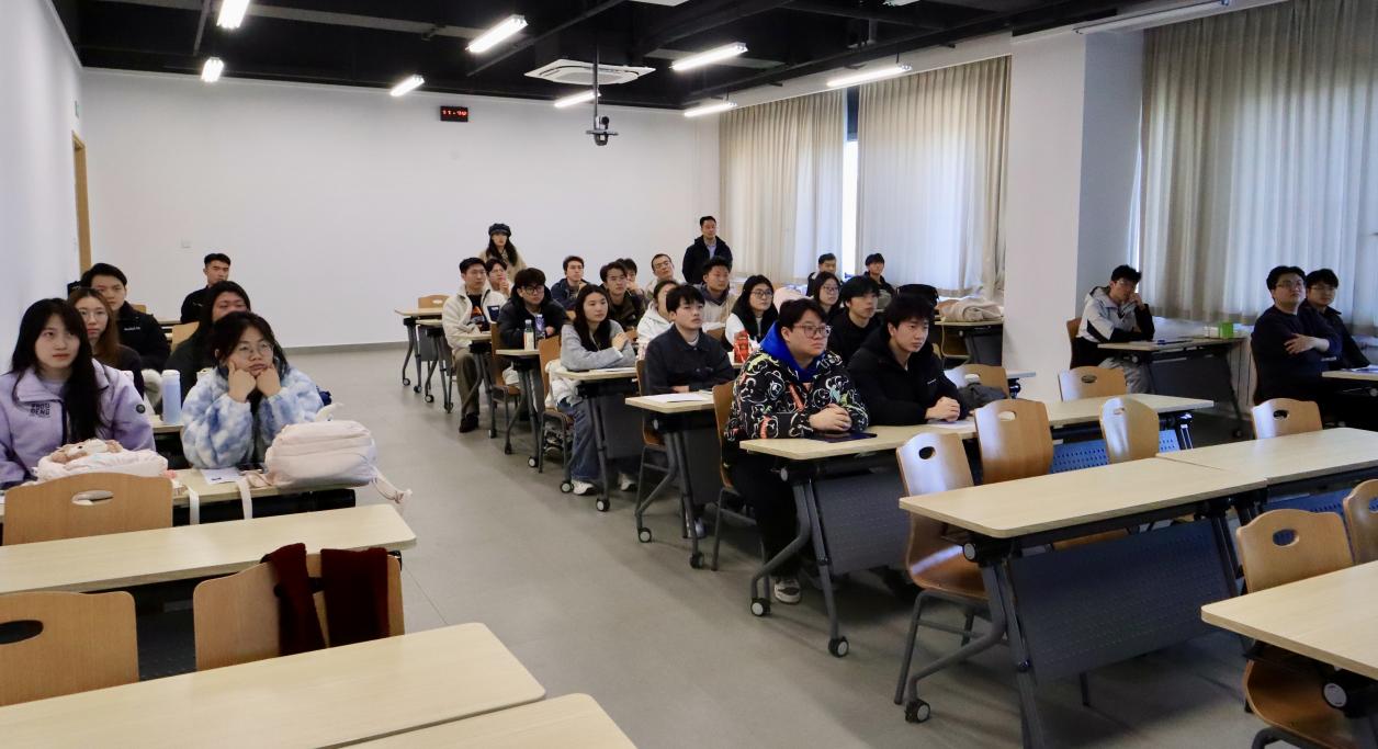 機(jī)電學(xué)院成功舉辦北京金風(fēng)慧能技術(shù)2026屆畢業(yè)生專場(chǎng)宣講會(huì)